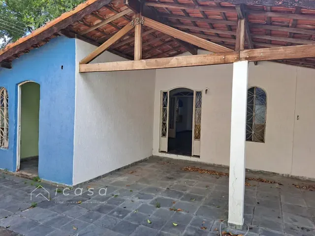 Casa com 325m² 2 quartos e 1 banheiro, à venda, no bairro Jardim Satélite em São José dos Campos