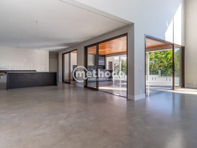Casa com 850m² 4 quartos e 5 banheiros, à venda, no bairro Residencial Jatibela em Campinas