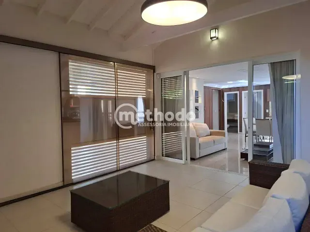 Casa com 300m² 4 quartos e 7 banheiros, à venda, no bairro Parque Taquaral em Campinas