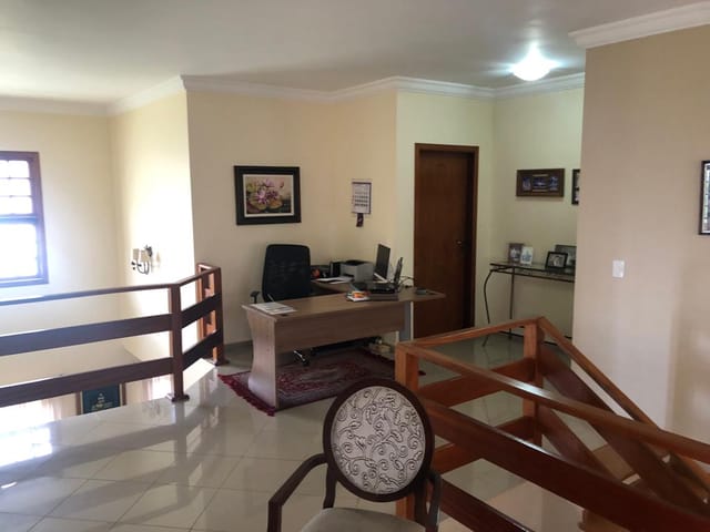 Casa com 418m² 3 quartos e 4 banheiros, à venda, no bairro Taubaté Village em Taubaté