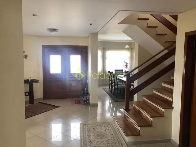 Casa com 418m² 3 quartos e 4 banheiros, à venda, no bairro Taubaté Village em Taubaté