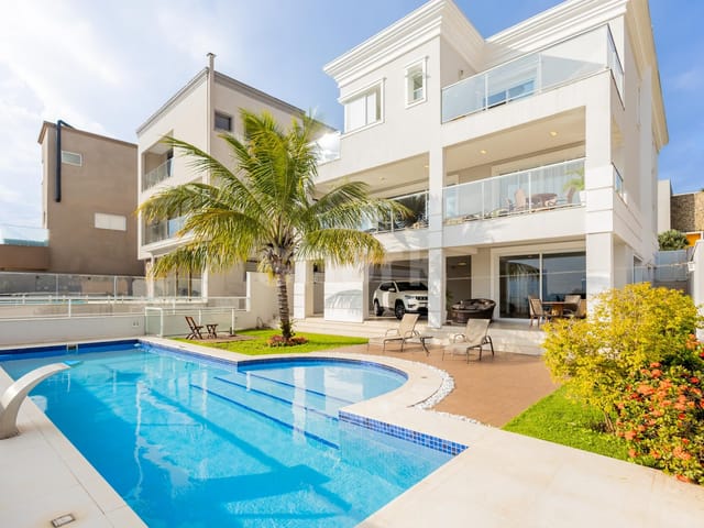 Casa com 525m² 4 quartos e 7 banheiros, à venda, no bairro Residencial Tambore em Barueri