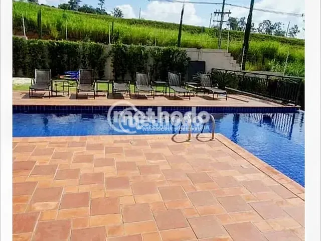 Casa com 300m² 4 quartos e 5 banheiros, à venda, no bairro Roncáglia em Valinhos