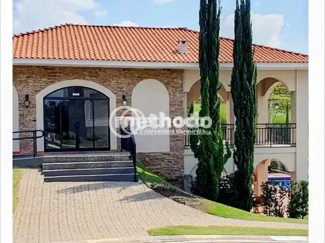 Casa com 300m² 4 quartos e 5 banheiros, à venda, no bairro Roncáglia em Valinhos