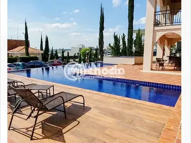 Casa com 300m² 4 quartos e 5 banheiros, à venda, no bairro Roncáglia em Valinhos