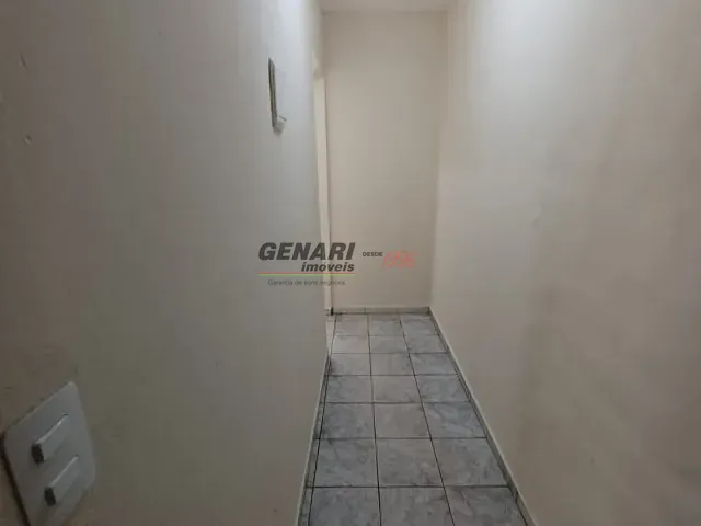 Casa 2 quartos e 1 banheiro, para alugar, no bairro Lauro Bueno de Camargo em Indaiatuba