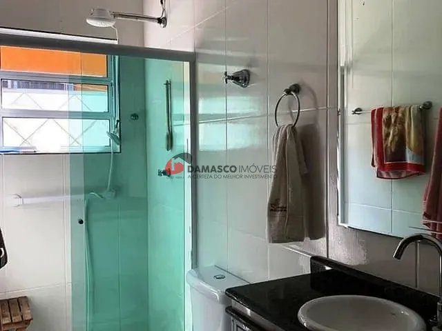 Casa com 140m² 2 quartos e 1 banheiro, à venda, no bairro Jardim Imperador em Praia Grande