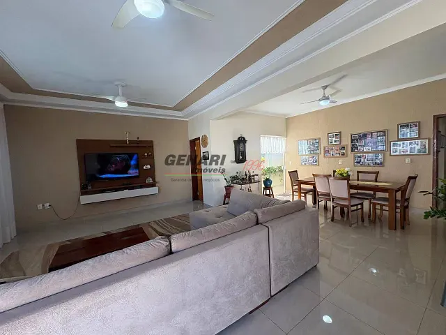 Casa com 300m² 3 quartos e 5 banheiros, à venda, no bairro Jardim Esplanada II em Indaiatuba