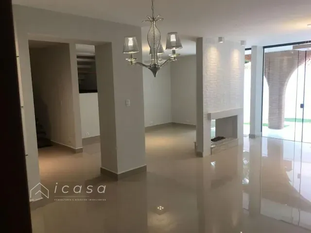 Casa com 540m² 3 quartos e 5 banheiros, à venda, no bairro Jardim das Colinas em São José dos Campos