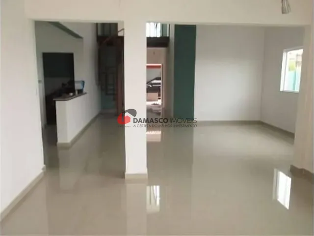 Casa com 360m² 4 quartos e 4 banheiros, à venda, no bairro Gaivota em Itanhaém