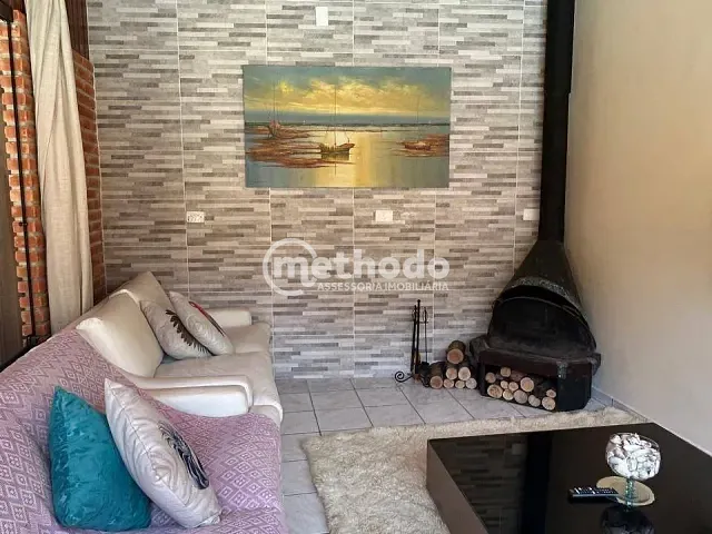 Casa com 373m² 5 quartos e 2 banheiros, à venda, no bairro Guaratuba em Bertioga