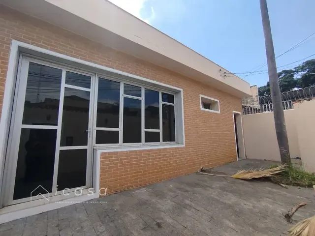 Casa com 240m² 3 quartos e 2 banheiros, à venda ou para alugar, no bairro Vila Resende em Caçapava