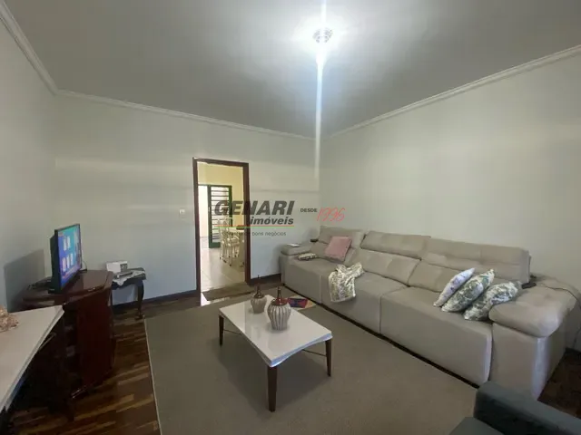 Casa com 250m² 3 quartos e 3 banheiros, à venda, no bairro Vila Vitória II em Indaiatuba