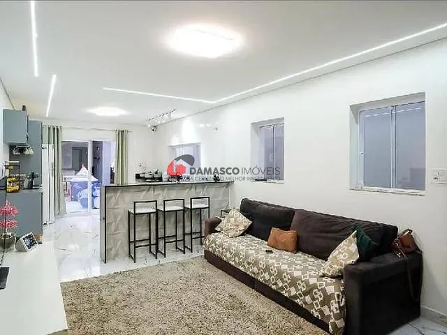 Casa 3 quartos e 2 banheiros, à venda, no bairro Santa Maria em São Caetano do Sul