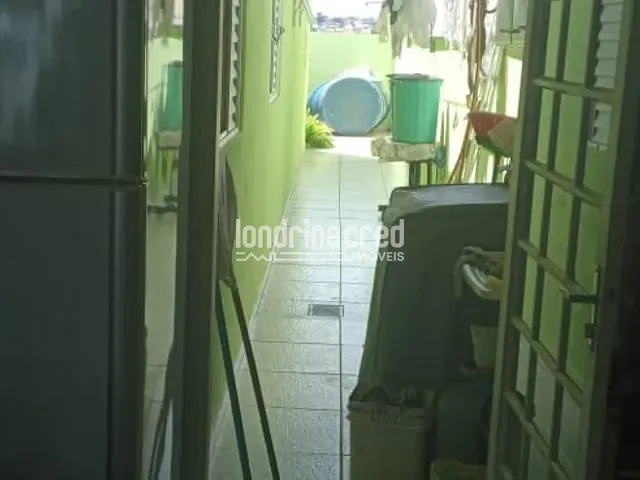 Casa com 142m² 3 quartos e 2 banheiros, à venda, no bairro Parque Residencial João Piza em Londrina