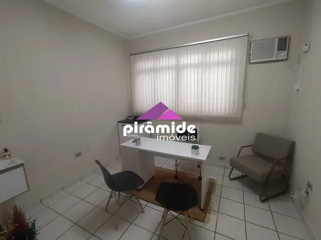 Casa com 420m², à venda, no bairro Vila Adyana em São José dos Campos