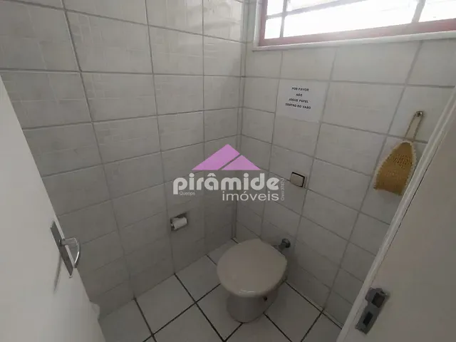Casa com 420m², à venda, no bairro Vila Adyana em São José dos Campos