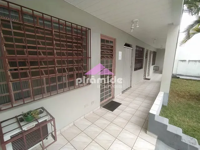 Casa com 420m², à venda, no bairro Vila Adyana em São José dos Campos