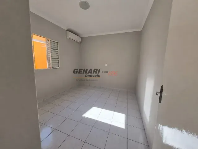 Casa 2 quartos e 2 banheiros, para alugar, no bairro Jardim Nova Indaiá em Indaiatuba