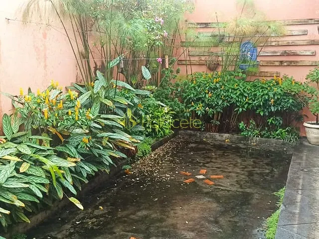 Casa com 974m² 4 quartos e 2 banheiros, à venda, no bairro Centro em Taubaté
