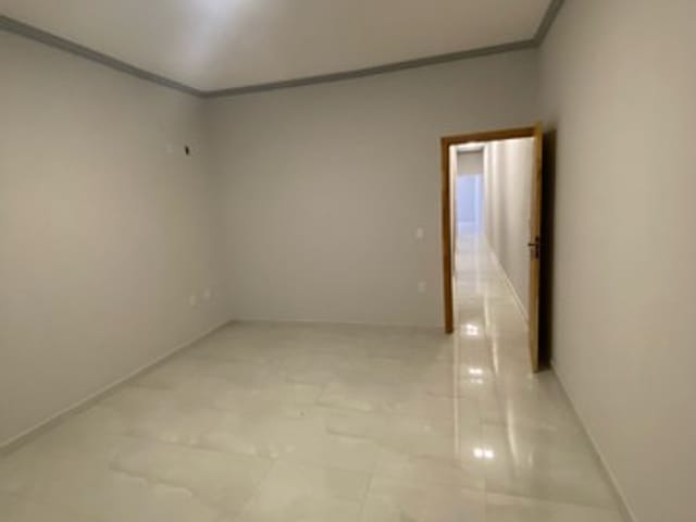 Casa com 150m² 3 quartos e 3 banheiros, à venda, no bairro Jardim Continental II em Taubaté