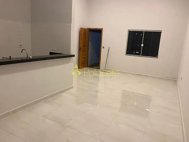 Casa com 150m² 3 quartos e 3 banheiros, à venda, no bairro Jardim Continental II em Taubaté