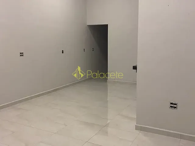 Casa com 150m² 3 quartos e 3 banheiros, à venda, no bairro Jardim Continental II em Taubaté