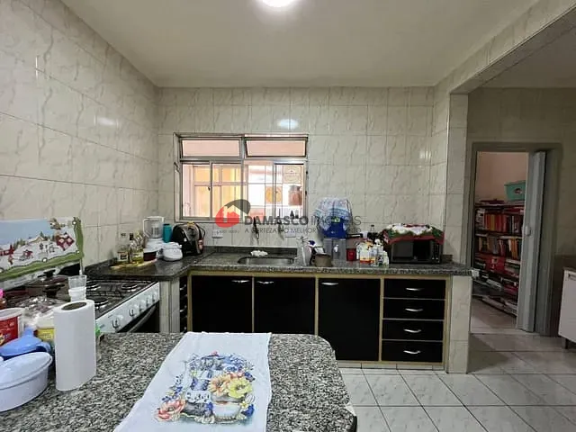 Casa 2 quartos e 1 banheiro, à venda, no bairro Nova Gerti em São Caetano do Sul