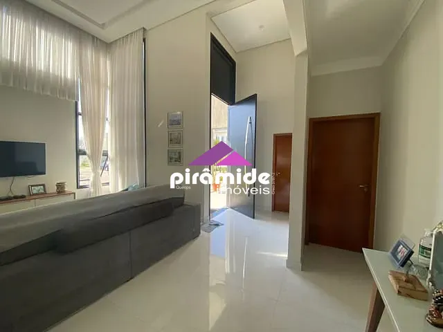 Casa com 400m² 3 quartos e 4 banheiros, à venda, no bairro Condomínio Terras do Vale em Caçapava