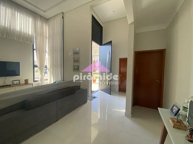 Casa com 400m² 3 quartos e 4 banheiros, à venda, no bairro Condomínio Terras do Vale em Caçapava