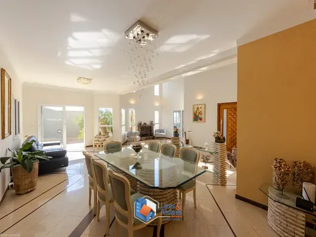 Casa com 1160m² 4 quartos e 7 banheiros, à venda, no bairro Residencial Colinas do Japi em Itupeva
