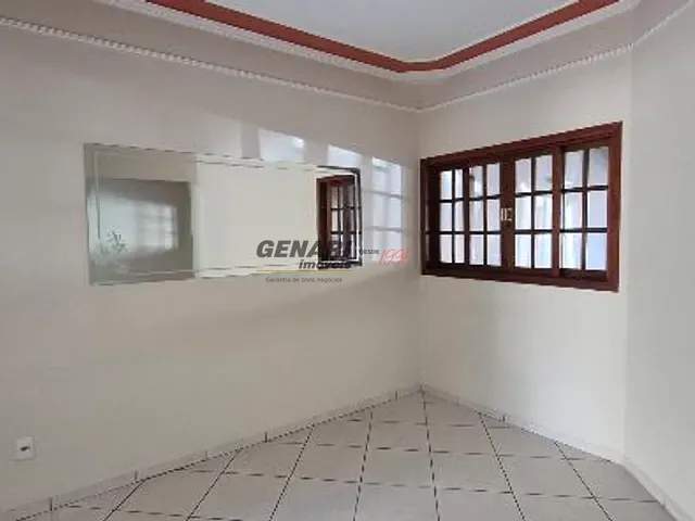 Casa com 167m² 3 quartos e 2 banheiros, à venda, no bairro Jardim Umuarama em Indaiatuba