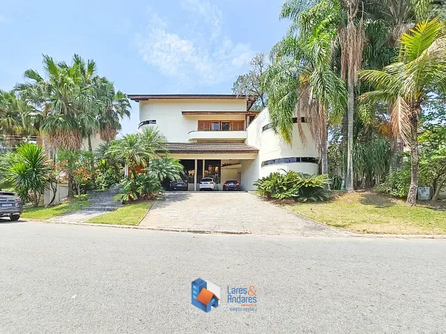 Casa com 800m² 5 quartos e 10 banheiros, à venda, no bairro Alphaville em Santana De Parnaíba