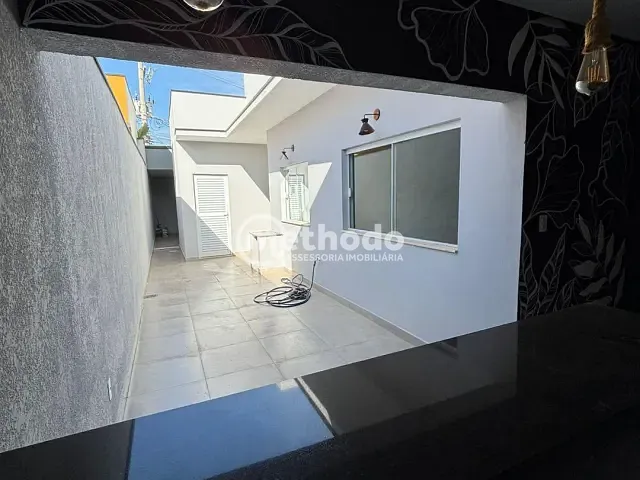 Casa 2 quartos e 2 banheiros, à venda, no bairro Jardim Residencial Nova Veneza em Indaiatuba