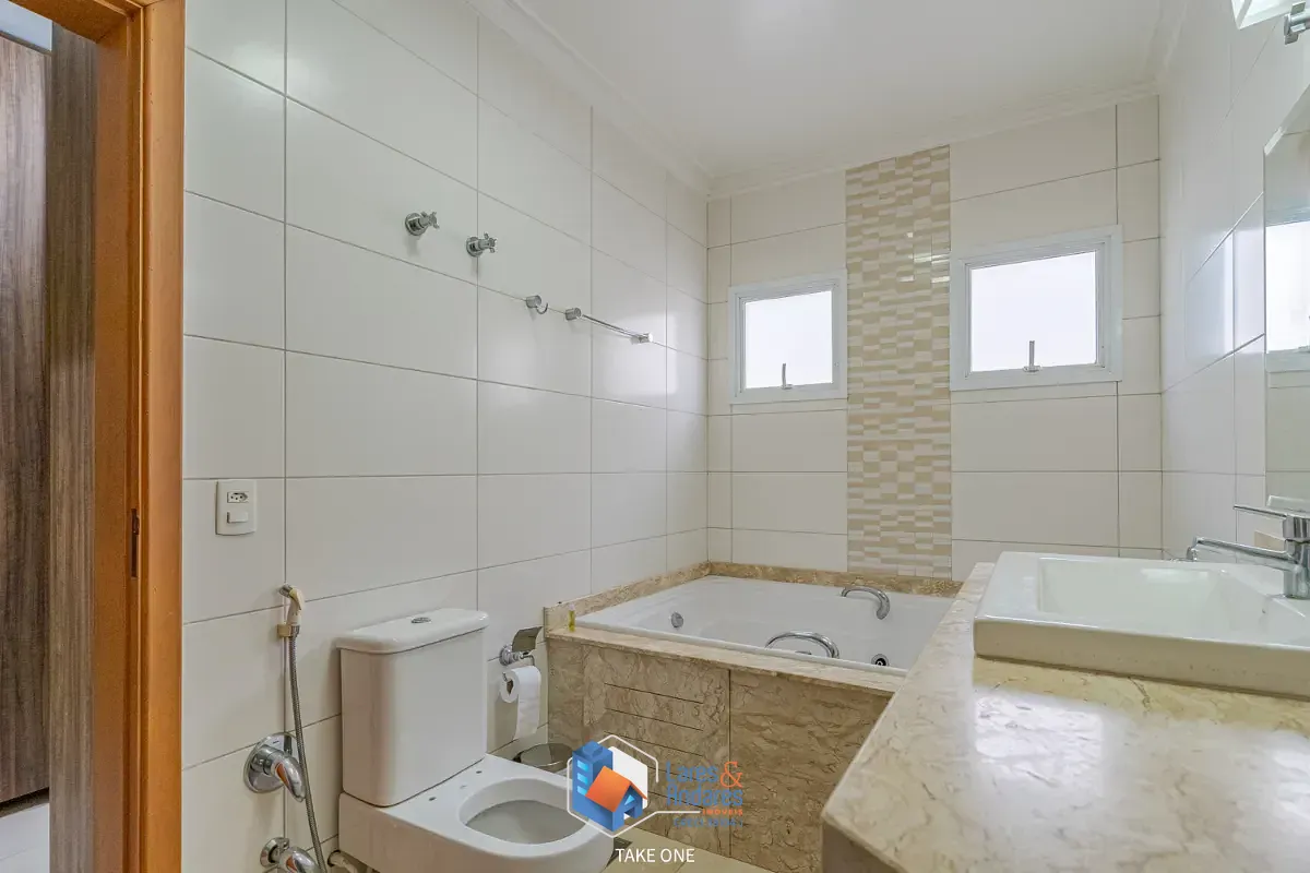 Casa, 3 quartos, 269 m² - Foto 31