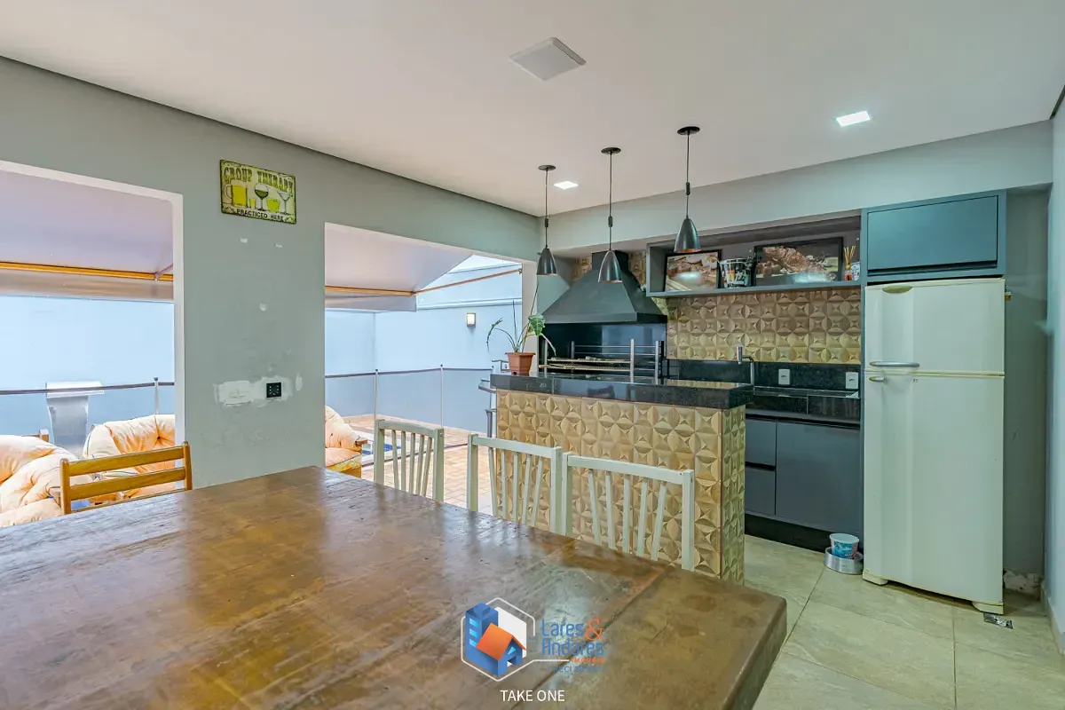Casa, 3 quartos, 269 m² - Foto 7