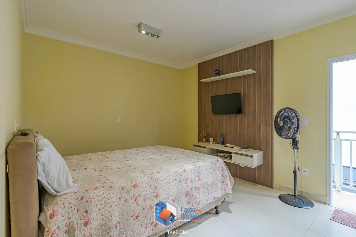 Casa, 3 quartos, 269 m² - Foto 24