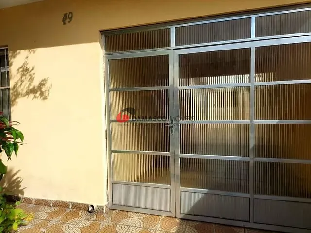 Casa 3 quartos e 2 banheiros, à venda, no bairro Santa Terezinha em Santo André