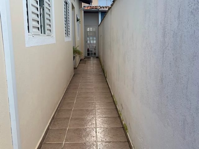 Casa com 144m² 2 quartos e 2 banheiros, à venda, no bairro Loteamento Residencial Andrade em Pindamonhangaba