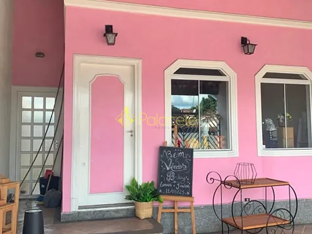 Casa com 144m² 2 quartos e 2 banheiros, à venda, no bairro Loteamento Residencial Andrade em Pindamonhangaba