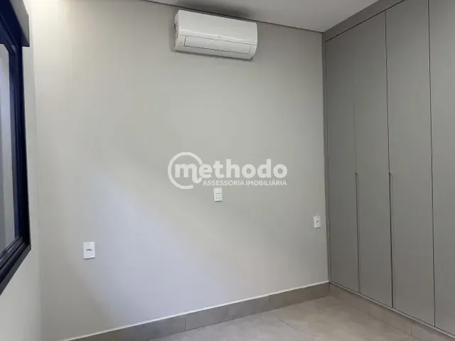 Casa com 330m² 3 quartos e 5 banheiros, à venda, no bairro Parque Brasil 500 em Paulínia