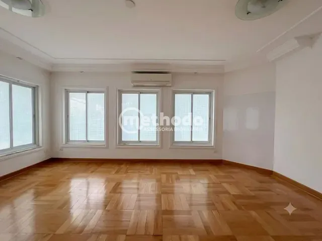 Casa com 600m² 4 quartos e 6 banheiros, para alugar, no bairro Loteamento Alphaville Campinas em Campinas