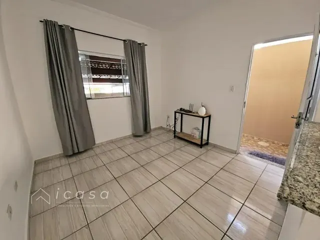 Casa com 150m² 3 quartos e 1 banheiro, à venda, no bairro Jardim Continental em Taubaté