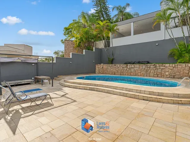 Casa com 833m² 5 quartos e 7 banheiros, à venda, no bairro Condomínio Marambaia em Vinhedo