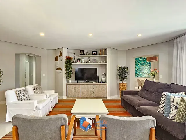 Casa com 496m² 4 quartos e 5 banheiros, à venda, no bairro Alphaville em Santana De Parnaíba