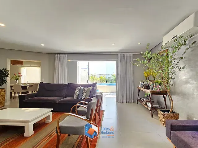 Casa com 496m² 4 quartos e 5 banheiros, à venda, no bairro Alphaville em Santana De Parnaíba