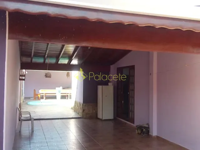 Casa com 303m² 3 quartos e 1 banheiro, à venda, no bairro Conjunto Habitacional Terra dos Ipês II (Fase I) em Pindamonhangaba