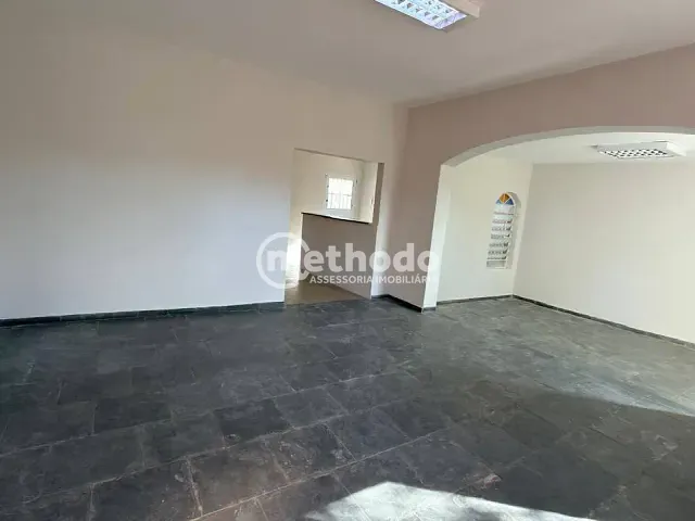 Casa com 335m², à venda, no bairro Vila Lemos em Campinas