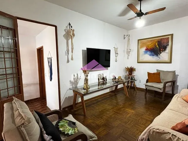 Casa com 200m² 3 quartos e 2 banheiros, à venda, no bairro Parque Industrial em São José dos Campos