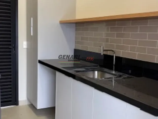 Casa com 300m² 3 quartos e 4 banheiros, à venda, no bairro Jardim Laguna em Indaiatuba
